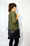 Crossbody Leather Handbag-Black - edocollection