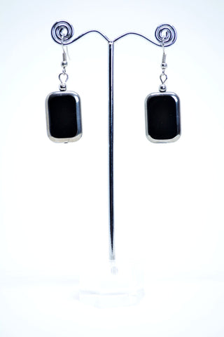Black Glass Drop Earrings - edocollection