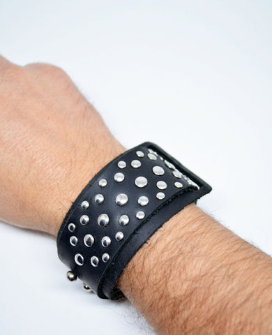 Men's Leather Studded Bracelet Black - edocollection
